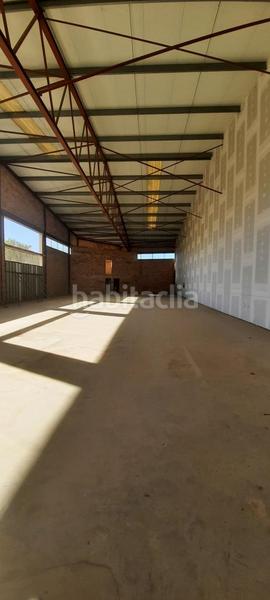 Foto d715633a-5a3a-41e2-ae0f-5daff5614713. Bâtiment à usage industriel dans La Caparrella Lleida