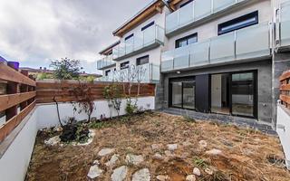 Maison jumelée à De carrasco i formiguera 28. Casa adosada en venta a tremp
