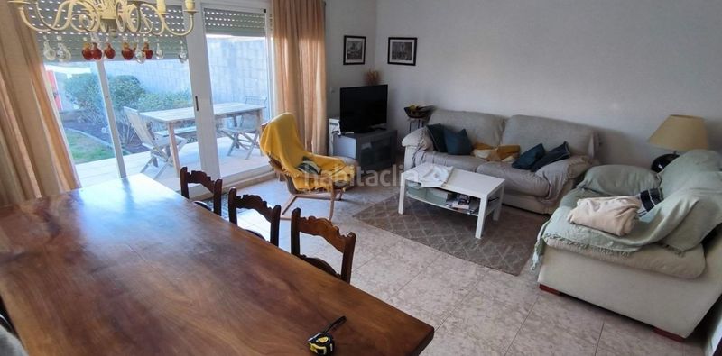 Foto e11384b8-066e-492a-b2d9-e2efe79b1aa9. Casa adossada amb calefacció aparcament a Castellserà