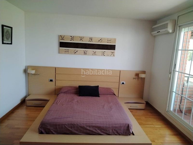 Foto 783f1478-02fb-4149-96ff-48412ec3a2c4. Casa adossada amb calefacció aparcament a Mollerussa