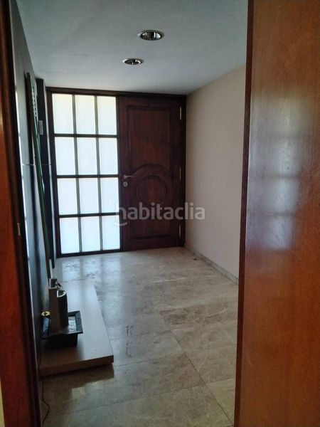 Foto debe0fa7-42d0-45e0-9235-8e91a0d8dd23. Casa adossada amb calefacció aparcament a Mollerussa