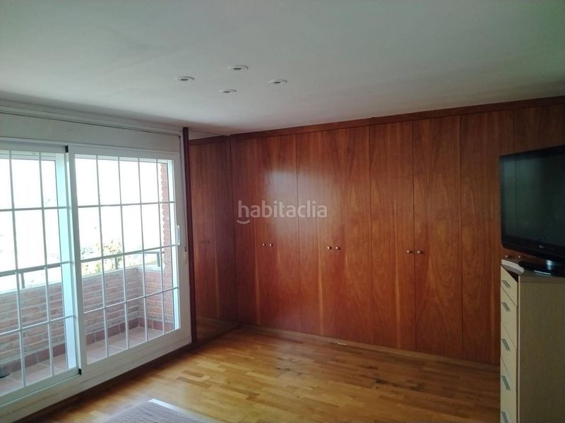 Foto fd7cc97f-a803-4aba-9c2a-f60e063114fc. Casa adossada amb calefacció aparcament a Mollerussa