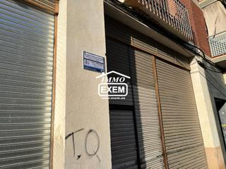 Local commercial à La Bordeta. Almacen a la venta en bordeta