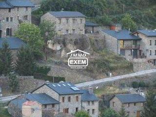 Terreno residencial en Toses. Terreno urbano a la venta