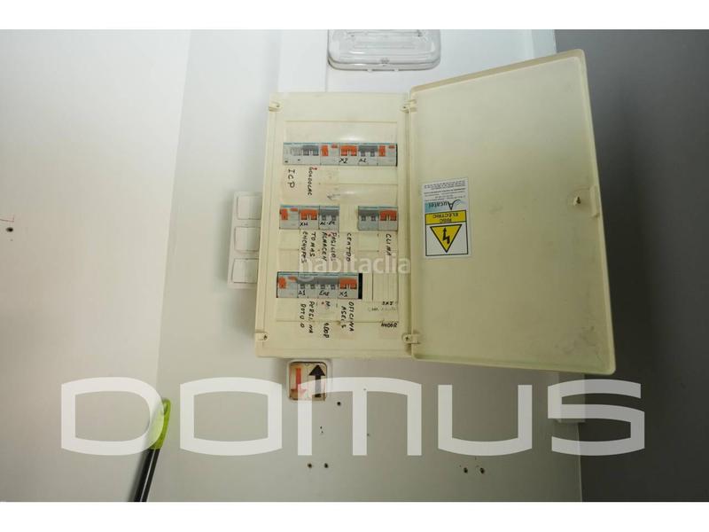 Foto ae451efc-3f3f-4e7d-90bb-7439a687b7a8. Local commercial dans Marianao Sant Boi de Llobregat