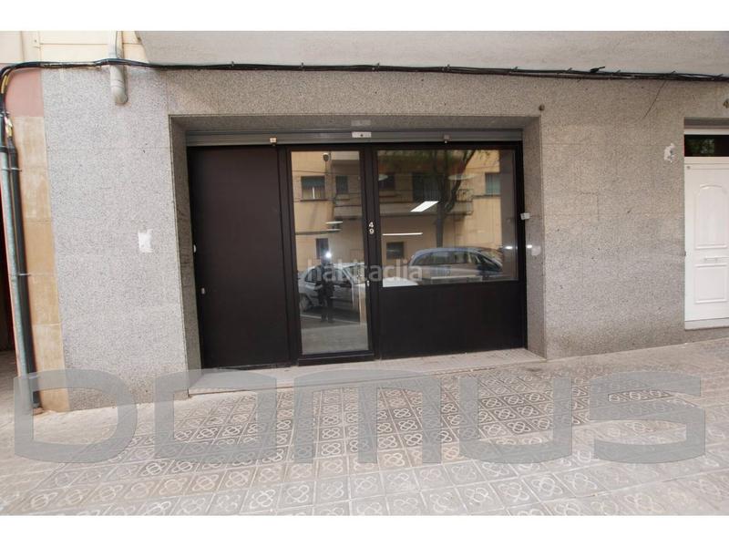 Foto 112e4d3d-0b06-4a37-95e5-1c9a0499d56a. Lloguer local comercial a tres de abril 49 a Vinyets-Molí Vell Sant Boi de Llobregat