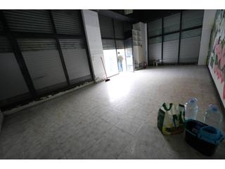 Local commercial à Casablanca. Local en venta en torrelavila