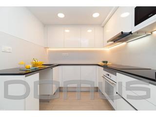 Location Appartement à Juan de toledo  7. En hospitalet   junto centro comercial  la farga  se alquila pis