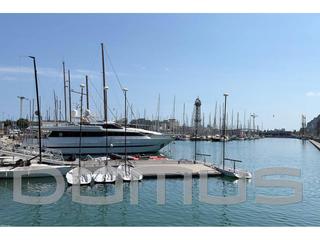 Pis  Llauder. Exclusivo apartamento con vistas al mar en el born  barcelona..