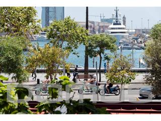 Piso  Llauder. Exclusivo apartamento con vistas al mar en  barcelona