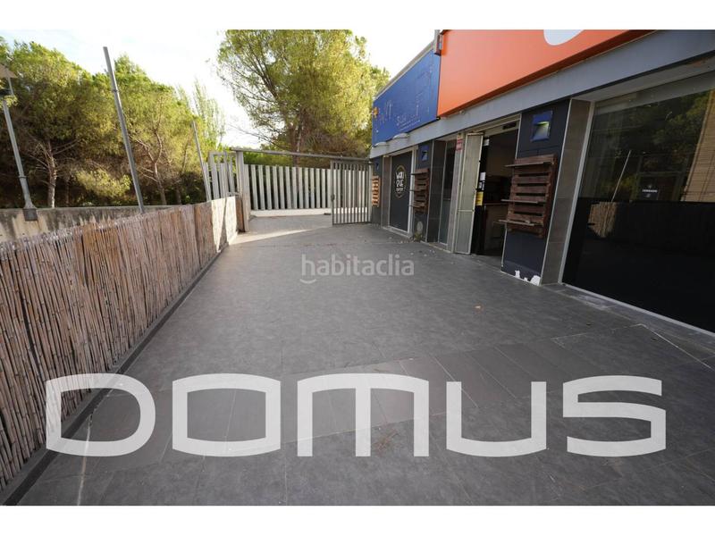 Foto 4b5f4007-62d1-40cd-bd01-3a31fdc01616. Location local commercial dans Parc Central Sant Cugat del Vallès