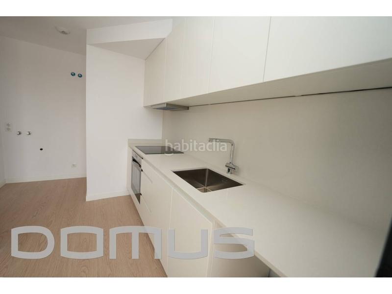 Foto 26c46d88-2e64-4801-8c28-b761aaf1ec86. Alquiler ático  dúplex con terraza de 27 m2 de obra nueva a estrenar . en Badalona