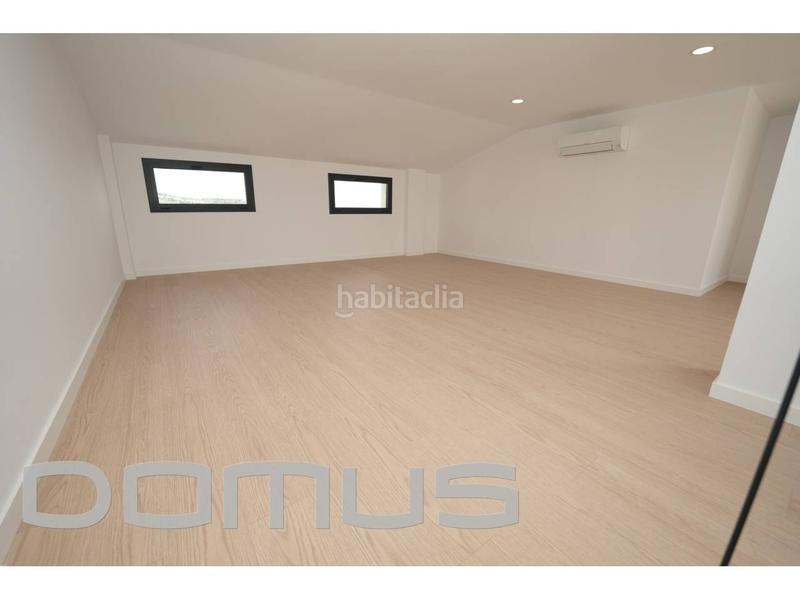 Foto 7c587427-ea0e-45be-bcce-68aeddf8316c. Alquiler ático  dúplex con terraza de 27 m2 de obra nueva a estrenar . en Badalona