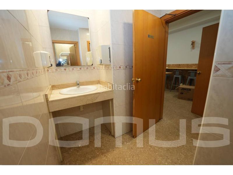 Foto 4d05466a-708d-4afa-946c-1278e8943974. Local commercial dans Sant Vicenç dels Horts