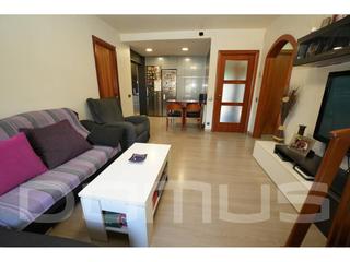 Haus in Sant Vicenç dels Horts. Sant vicenç dels horts  sant antoni  casa reformada a 4 vientos