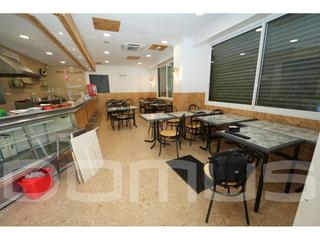 Local commercial à Sant Vicenç dels Horts. Sant vicenç dels horts  oportunidad única de negocio. bar restau
