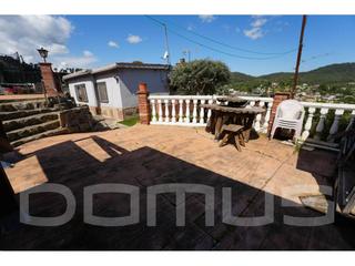 Haus in Sant Vicenç dels Horts. Sant vicenç dels horts  sant antoni  casa reformada a 4 vientos