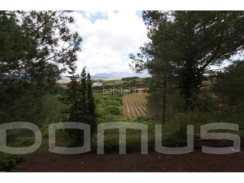 Foto adebd778-261c-4242-84b4-03256ffccb16. Masia amb aparcament a Piera