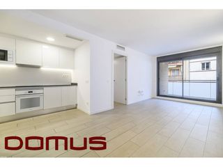 Piso en Calle juan de toledo 7. Magnífico piso seminuevo  de 95 m con terraza de 13m2 ,se encuen