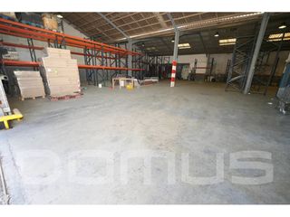 Location Bâtiment à usage industriel à Sant Vicenç dels Horts. Nave comercial en alquiler en sant vicenç dels horts
