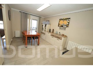 Appartement à Sant Vicenç dels Horts. Venta de piso reformado en sant vicenç dels horts  el turó