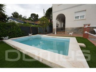 Haus in Piera. Venta de casa aislada a 4 vientos en piera can claramunt