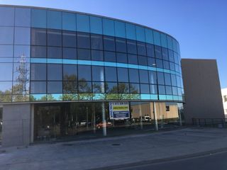 Rent Industrial building in C/ joan torró i cabratosa - polígon ind.mas xirgu, 24. Nave corporativa