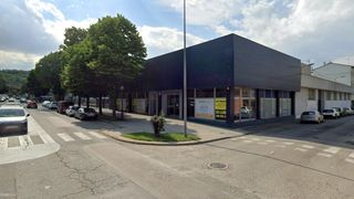 Miete Fabrikhalle in Carretera de les tries 43. Alquiler obra nave industrial - comercial