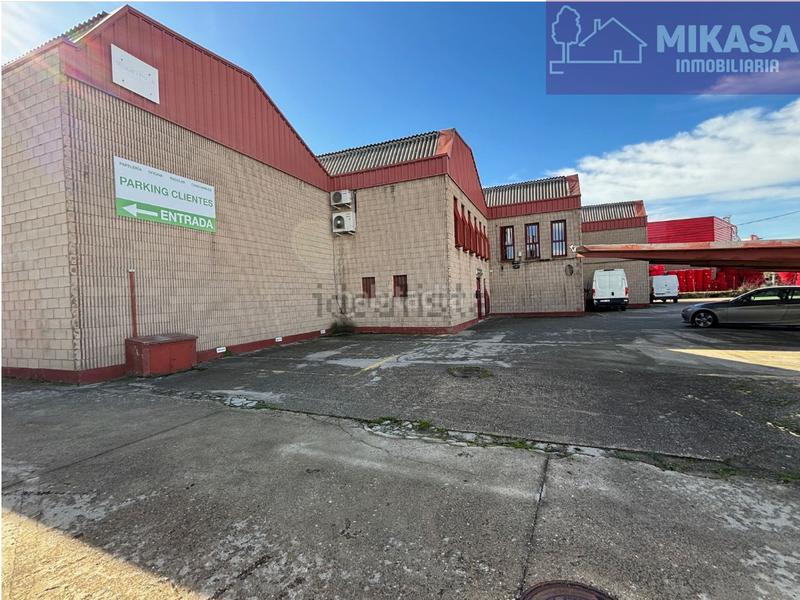 Foto 69031f4b-f5c3-444f-a965-37bf542d2a51. Miete fabrikhalle in Las Dehesillas-Vereda de los Estudiantes Leganés