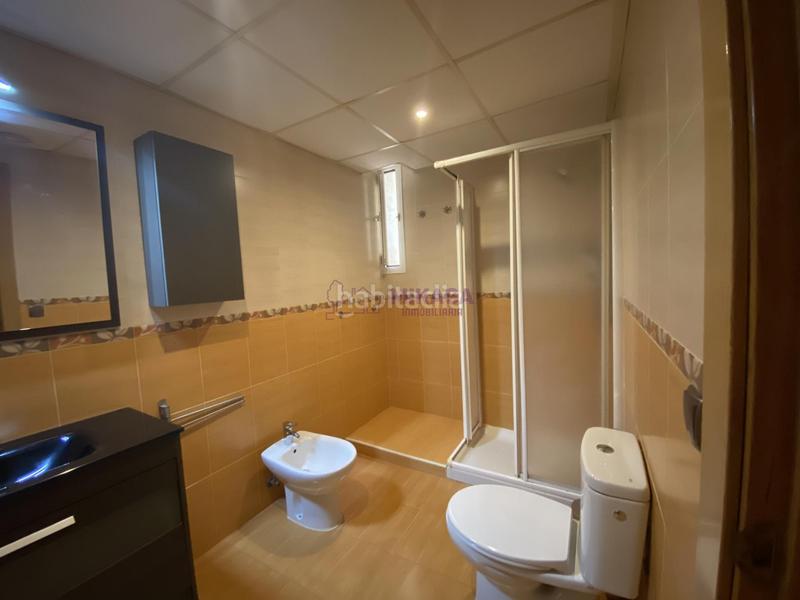 Foto 213f4a49-bf83-4b94-982d-1119bbb095ed. Piso  en Camarena