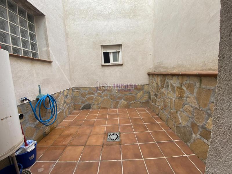 Foto 9987ef09-2ebc-4e44-a917-a0d504395c06. Piso  en Camarena