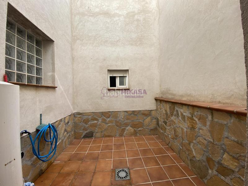 Foto a0f6dcd1-248f-4faa-84bd-0e089a0aa94a. Piso  en Camarena