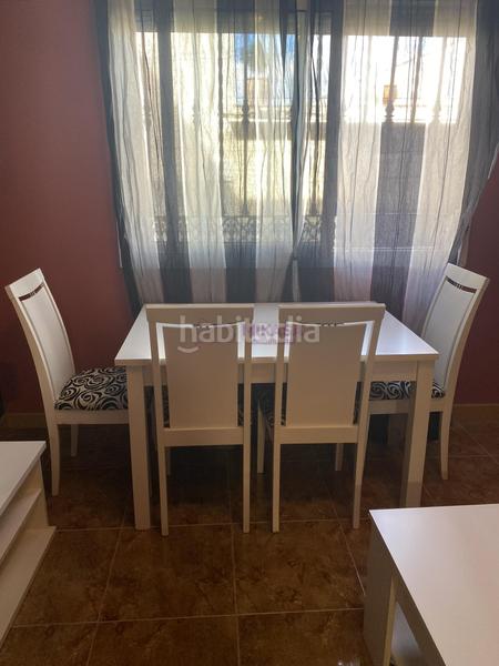 Foto b8f0b073-0c36-41b0-8321-e9f8366d0c30. Piso  en Camarena