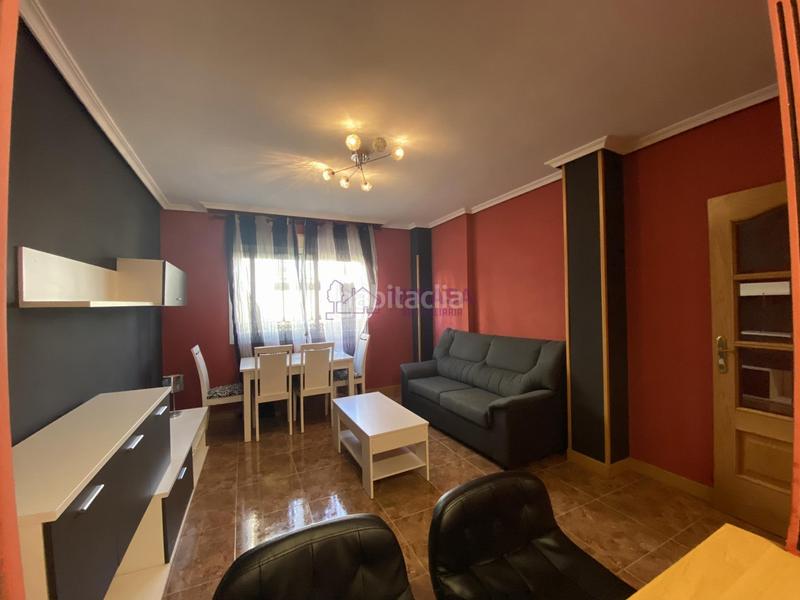 Foto caedcfa2-6aba-4ffb-90b9-5dc41bc104c0. Piso  en Camarena