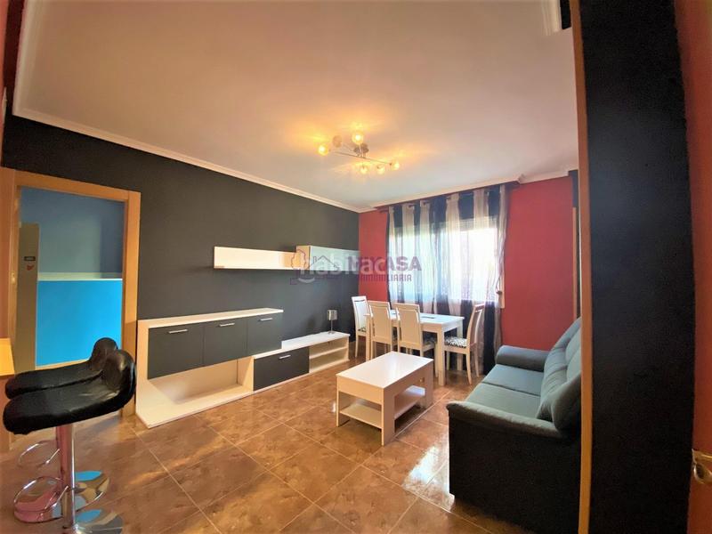 Foto ea43935a-7901-4450-8e55-cee550b9efca. Piso  en Camarena