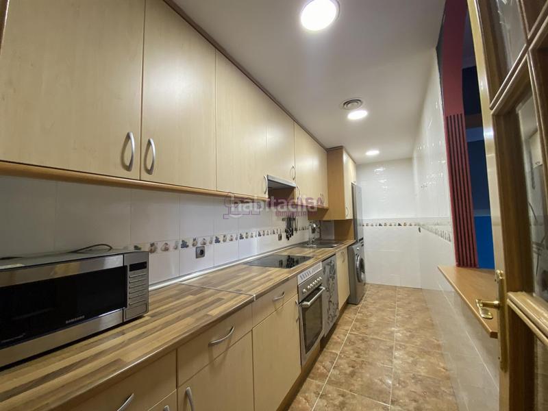 Foto f3e69f6c-9429-44b6-a666-f56244720a2f. Piso  en Camarena