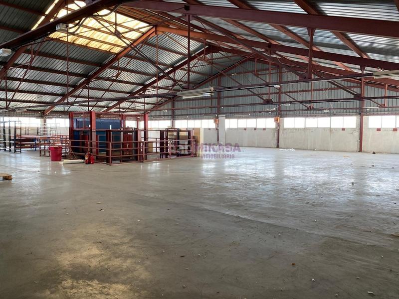 Foto e79165de-c4c0-4895-b68a-73c37ec0bf1a. Nave industrial nave en Norte-Universidad Móstoles