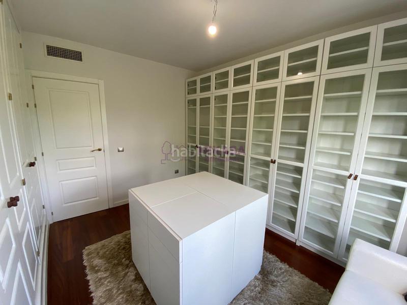 Foto 208fbf58-b079-4bbb-bff6-12291117f54c. Xalet amb calefacció aparcament a Centro Villaviciosa de Odón