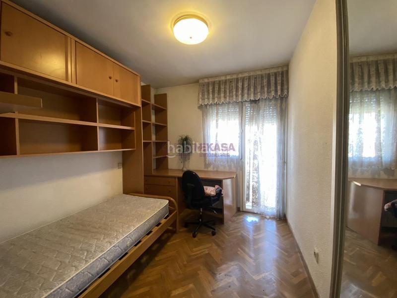 Foto 2551b655-eddf-482d-828a-22a06c85d89b. Rent chalet with heating parking in El Soto Móstoles