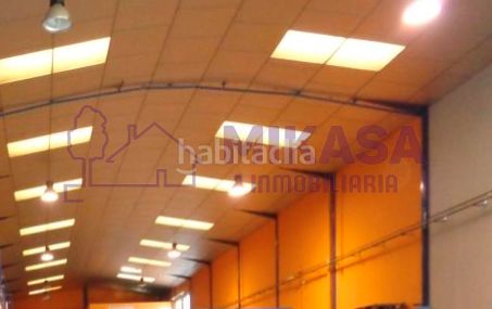 Foto 55ca9f8e-400b-49d1-a1d2-01b61fb28008. Nau industrial a Ugena