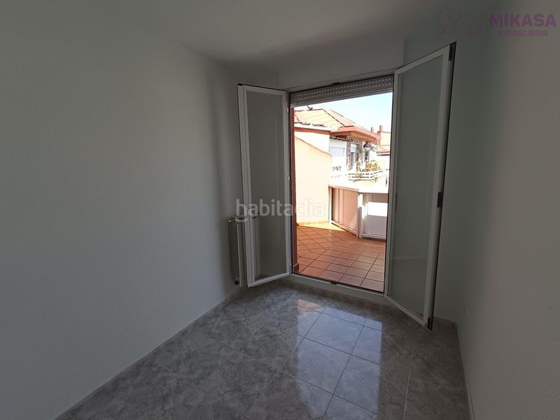 Foto e5206ad4-54c8-4ce8-a0e7-e3b46f8501e6. Lloguer àtic amb calefacció aparcament a Villafontana - Estoril I Móstoles