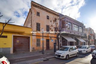 Casa a Ciutadella. Casa a reformar en el casco antiguo de ciutadella, de 375 m2 con