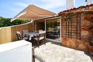 Appartement à Cala d´En Bosch-Serpentona. Apartamento con parcela