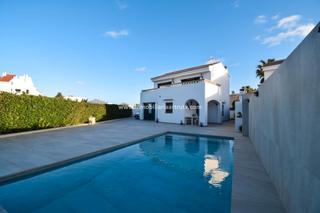 Chalet en Cala Blanca. Chalet en cala blanca