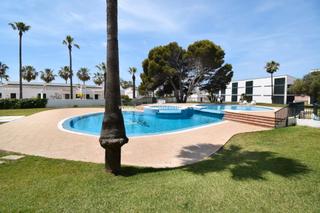 Appartement à Cala d´En Bosch-Serpentona. Apartamento con terraza