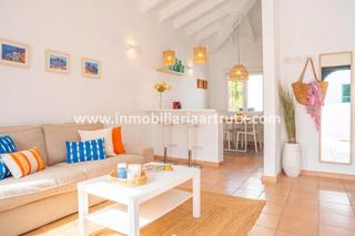 House in Ciutadella. Casa en planta baja con licencia turística