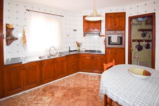 Pis a Ciutadella. Amplio 1r piso con terraza