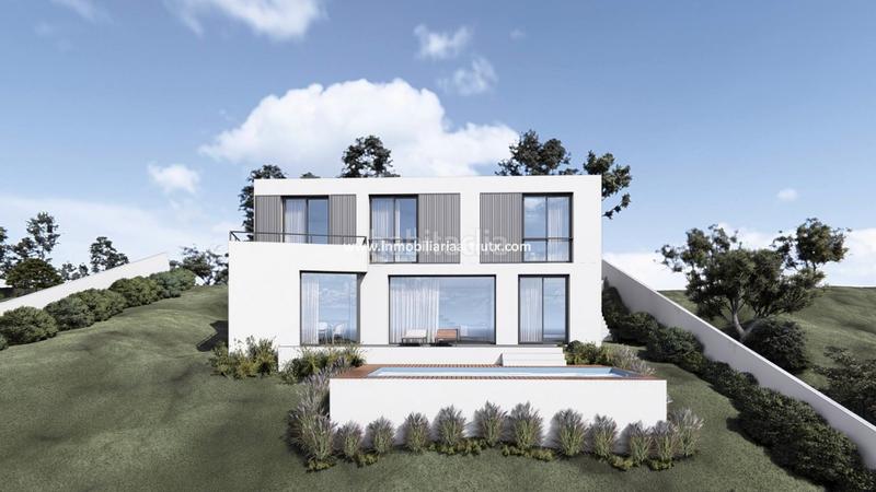 Foto 370c20f4-fee3-49b1-8ac8-e7e060686580. Chalet avec piscine dans Cala Llonga-Sa Mesquida Maó