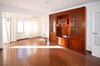 Appartement à Ciutadella. 1r piso con terraza