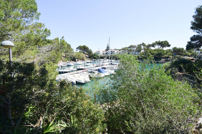 Foto b9894878-f0ee-4459-ad3d-e55cb5a65609. Xalet amb xemeneia a Ciutadella Ciutadella de Menorca
